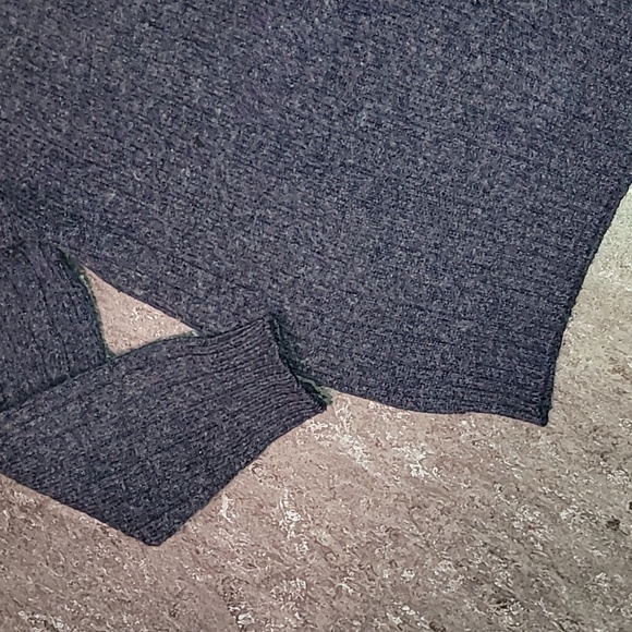 Vintage. Made in USA. Jantzen. Crewneck sweater.  Men's size Medium Tall - Picture 3 of 14